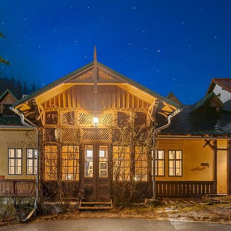 Sovi Dom- Historicke Apartmany Z 19 Storocia, 4Km Od Banskej Stiavnice Svätý Anton Esterno foto