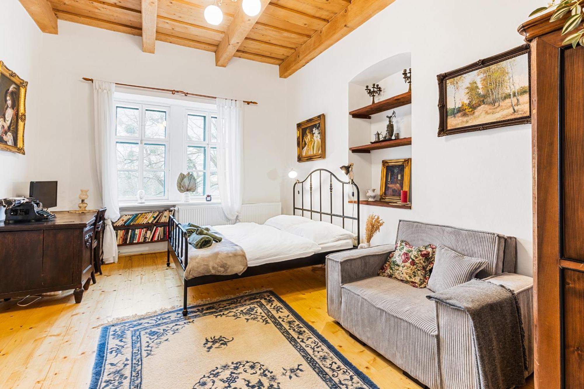 Sovi Dom- Historicke Apartmany Z 19 Storocia, 4Km Od Banskej Stiavnice Svätý Anton Esterno foto