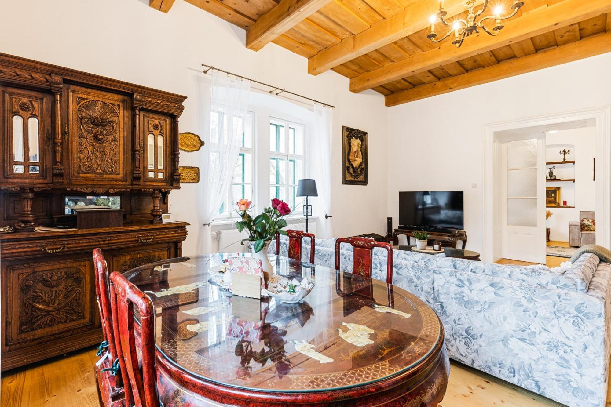 Sovi Dom- Historicke Apartmany Z 19 Storocia, 4Km Od Banskej Stiavnice Svätý Anton Esterno foto
