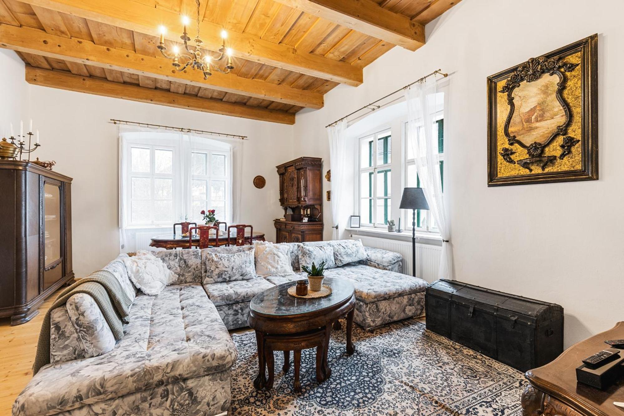 Sovi Dom- Historicke Apartmany Z 19 Storocia, 4Km Od Banskej Stiavnice Svätý Anton Esterno foto