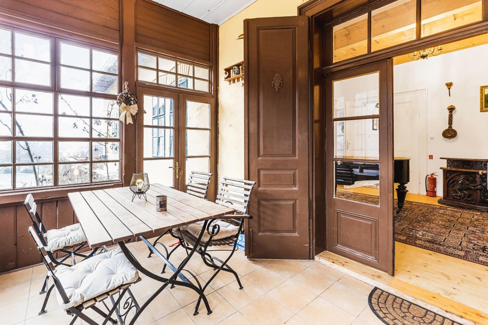 Sovi Dom- Historicke Apartmany Z 19 Storocia, 4Km Od Banskej Stiavnice Svätý Anton Esterno foto